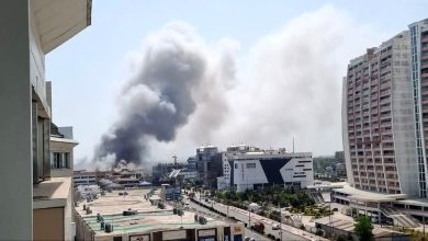 مجتمع بزرگ تجاری در منطقه آزاد انزلی دچار حریق شد