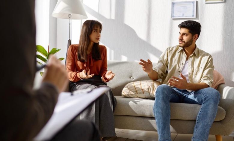 دکتر مسائل زناشویی؛ برای مشکلات جنسی به چه دکتری مراجعه کنیم؟ دکتر مسائل زناشویی؛ برای مشکلات جنسی به چه دکتری مراجعه کنیم؟