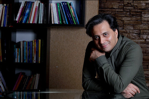 از شکستن بغض شاعر در «برمودا» تا توصیه انگیزشی خواننده‌ای که مدیر شد