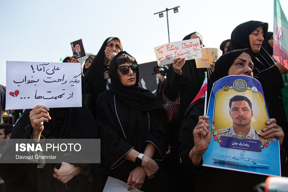 تصاویر توجهبرانگیز از مراسم تشییع علی لاریجانی تصاویر توجهبرانگیز از مراسم تشییع علی لاریجانی
