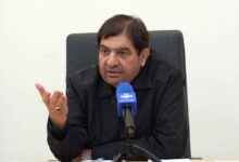 مخبر: محور اصلی اقتصاد کشور در کنار تولید، اصناف و بازاریان هستند مخبر: محور اصلی اقتصاد کشور در کنار تولید، اصناف و بازاریان هستند