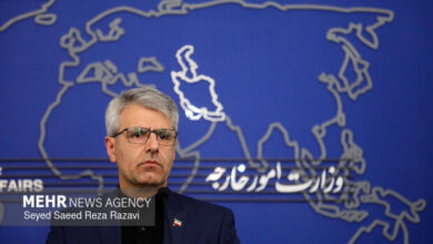 جلسه اسماعیل بقائی با سفرای سابق ایران در فرانسه جلسه اسماعیل بقائی با سفرای سابق ایران در فرانسه